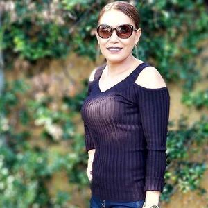 Meet your Posher, Manuela